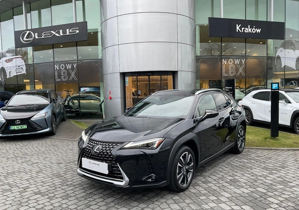 Lexus UX cena 159900 przebieg: 3297, rok produkcji 2022 z Kraków małe 596